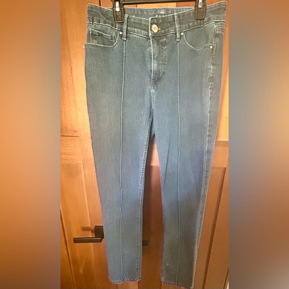 White House Black Market Slim Ankle Classic Blue Women's Jeans. Msmt in pics.